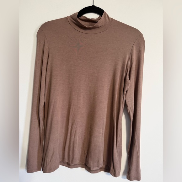 Tahari Modal Blend Mock Neck Long Sleeve Top - Size L - Taupe / Mushroom - Picture 3 of 9